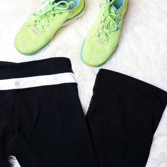 lululemon athletica Pants - Lululemon | Original Groove Pant in Ghost